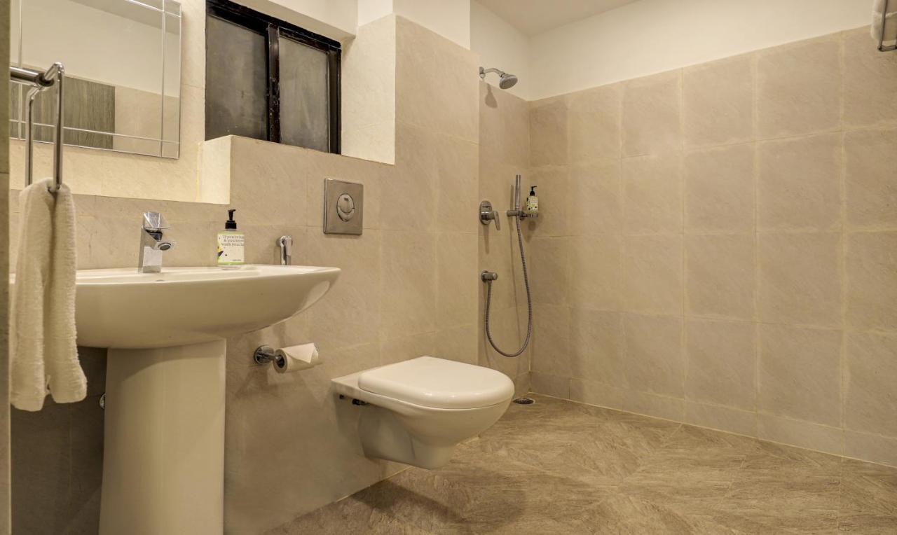 Hotel Treebo Arna Residency Guwahati Esterno foto