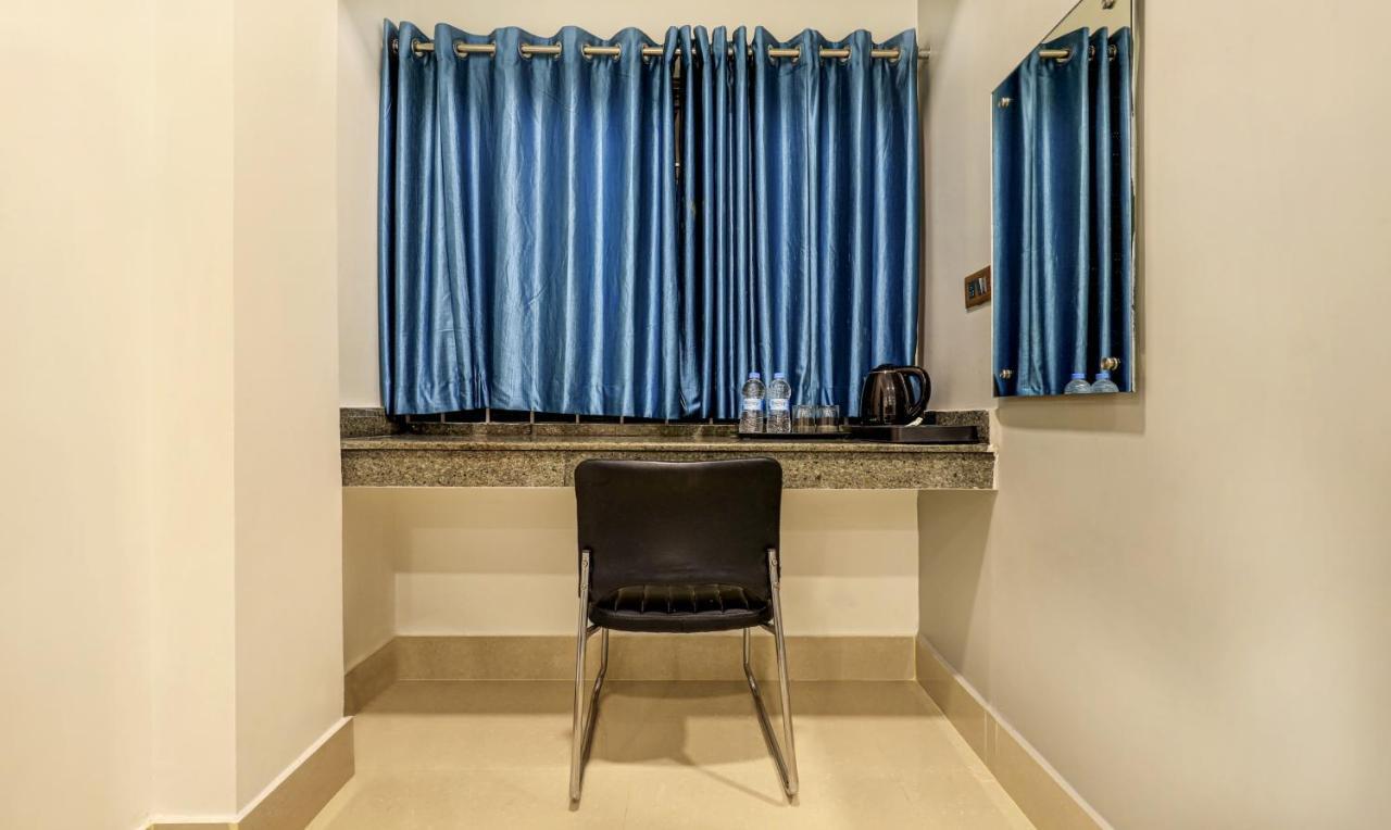 Hotel Treebo Arna Residency Guwahati Esterno foto